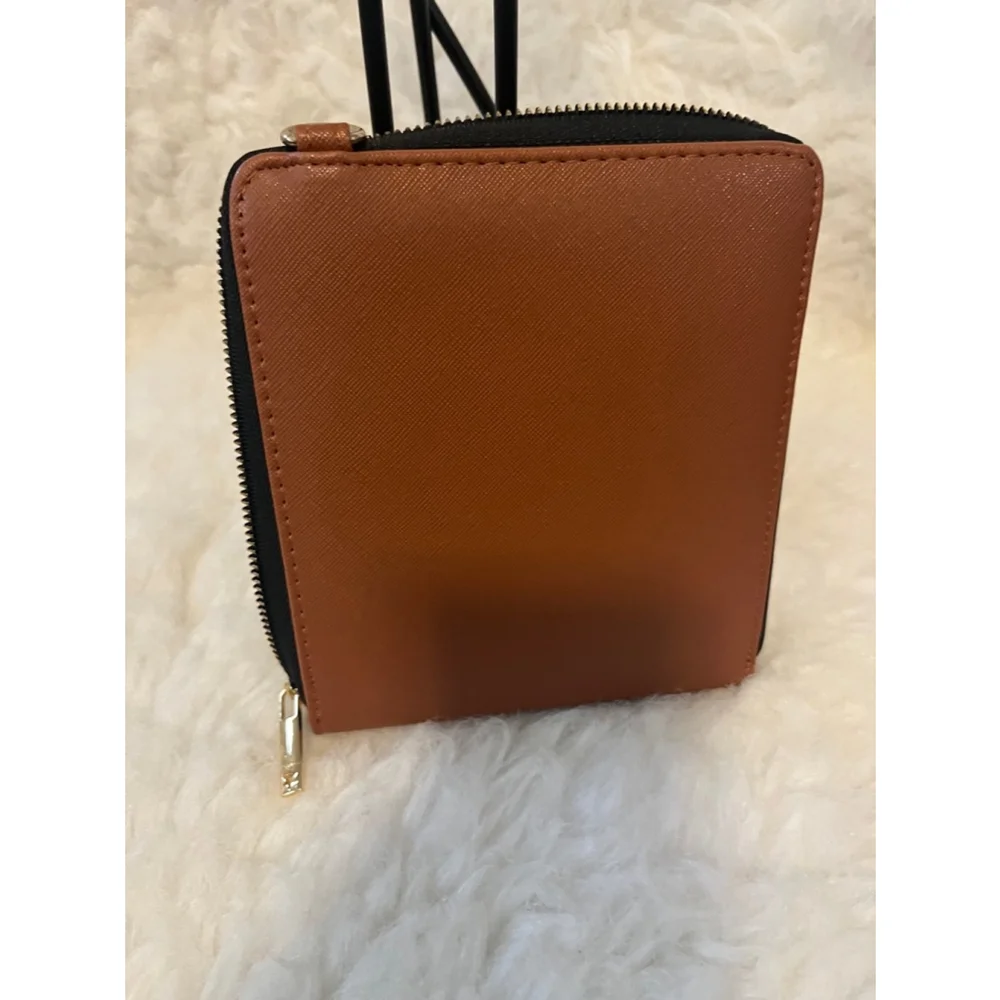 NWT Kedzie Brown Saffiano vegan leather and phone-friendly Crossbody bag Small
